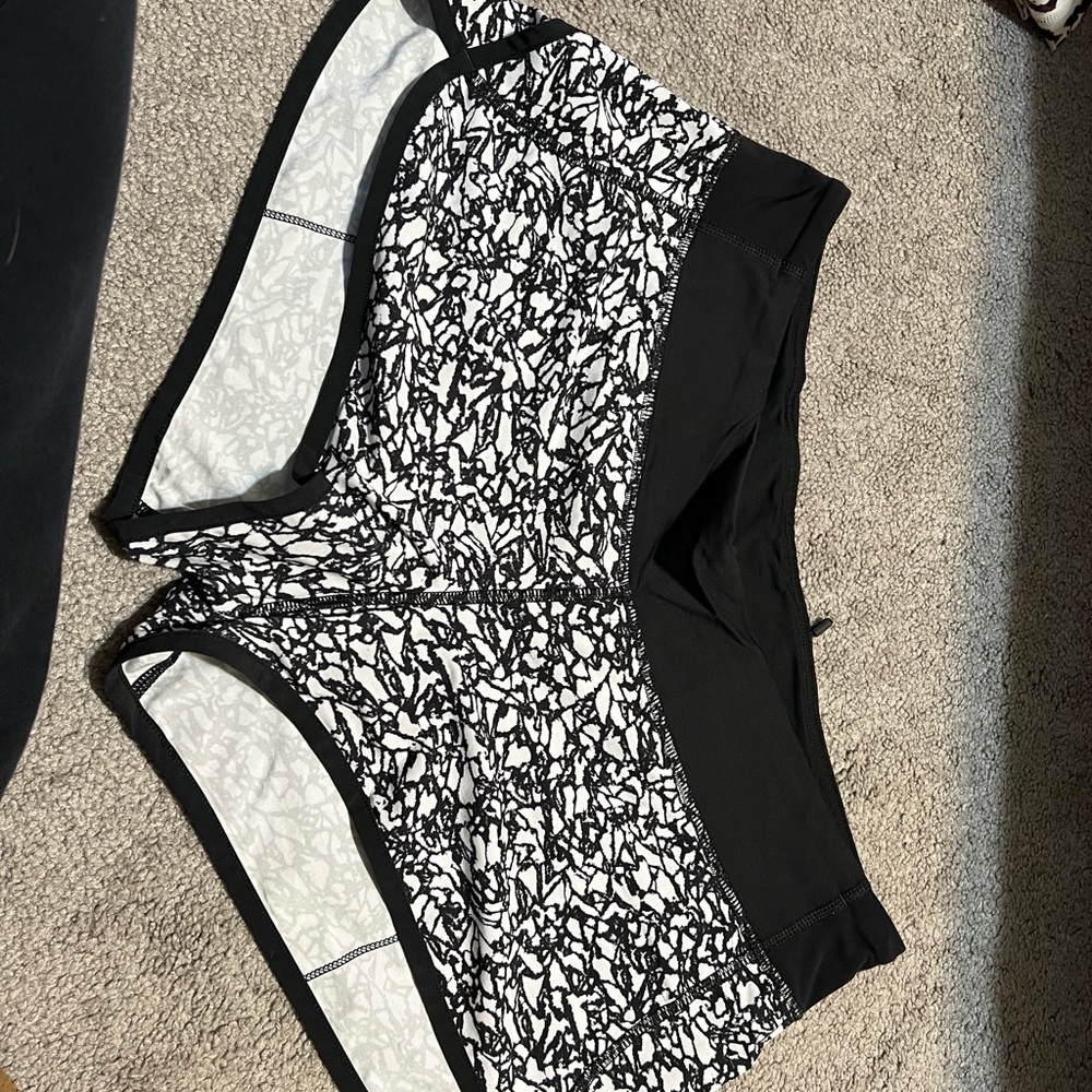 lululemon speed up shorts
